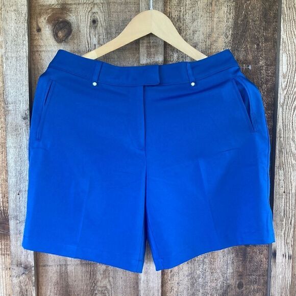 Lady Hagen 7” Essential Shorts in Navy Estate - Picture 3 of 11